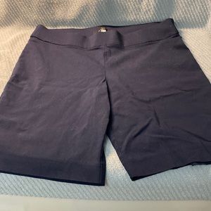 Apt 9 blue stretch shorts